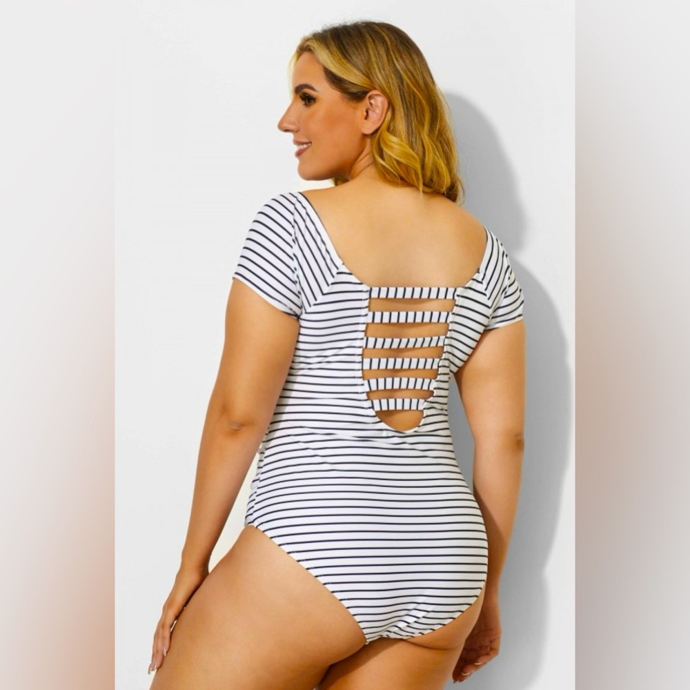NWT MEET CURVE Black and White Stripes One Piece Swimsuit Size XL - Picture 3 of 8